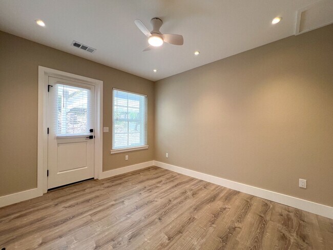 Building Photo - 1567 Silverado Trail