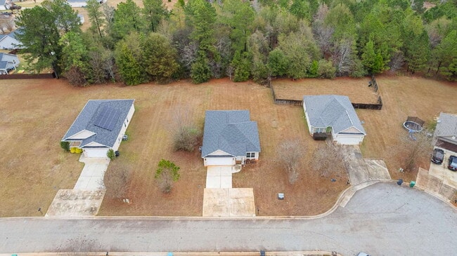 Building Photo - 105 Tahoma Dr