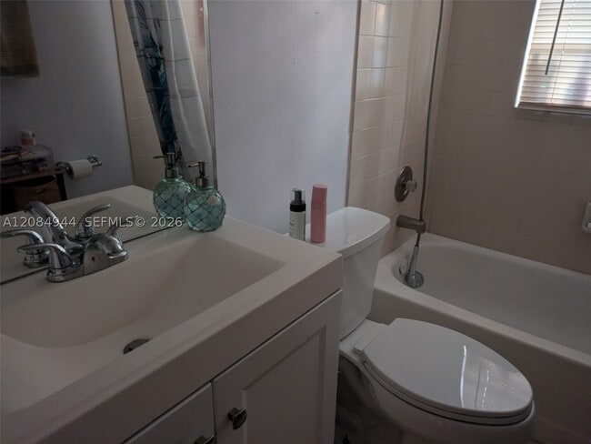 Building Photo - 12970 SW 88th Ln