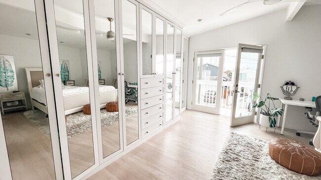 Building Photo - 1230 2nd St