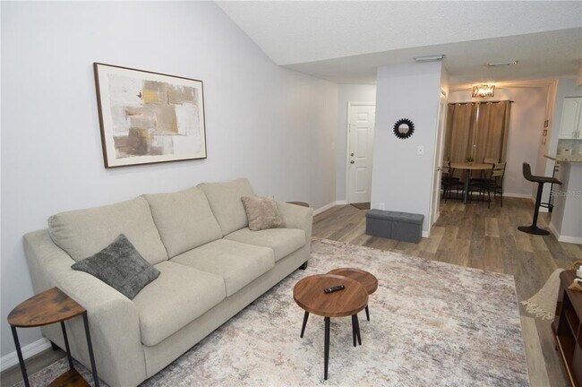 Building Photo - 8754 Mallard Reserve Dr