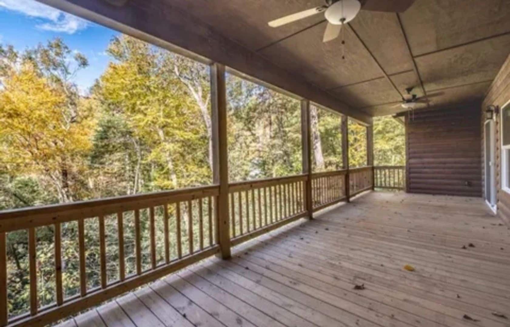 Building Photo - 127 Gardenia Ct