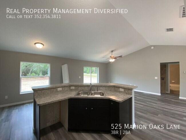 Building Photo - 525 Marion Oaks Ln