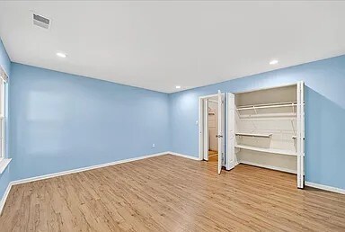 Building Photo - 1002 Woodbridge Commons Way