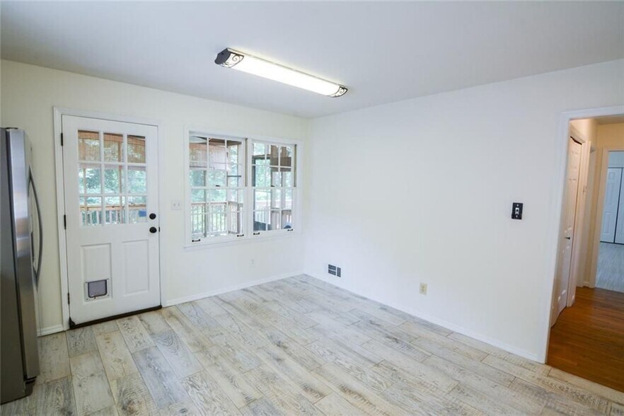 Building Photo - 4156 Westerleigh Ct NW