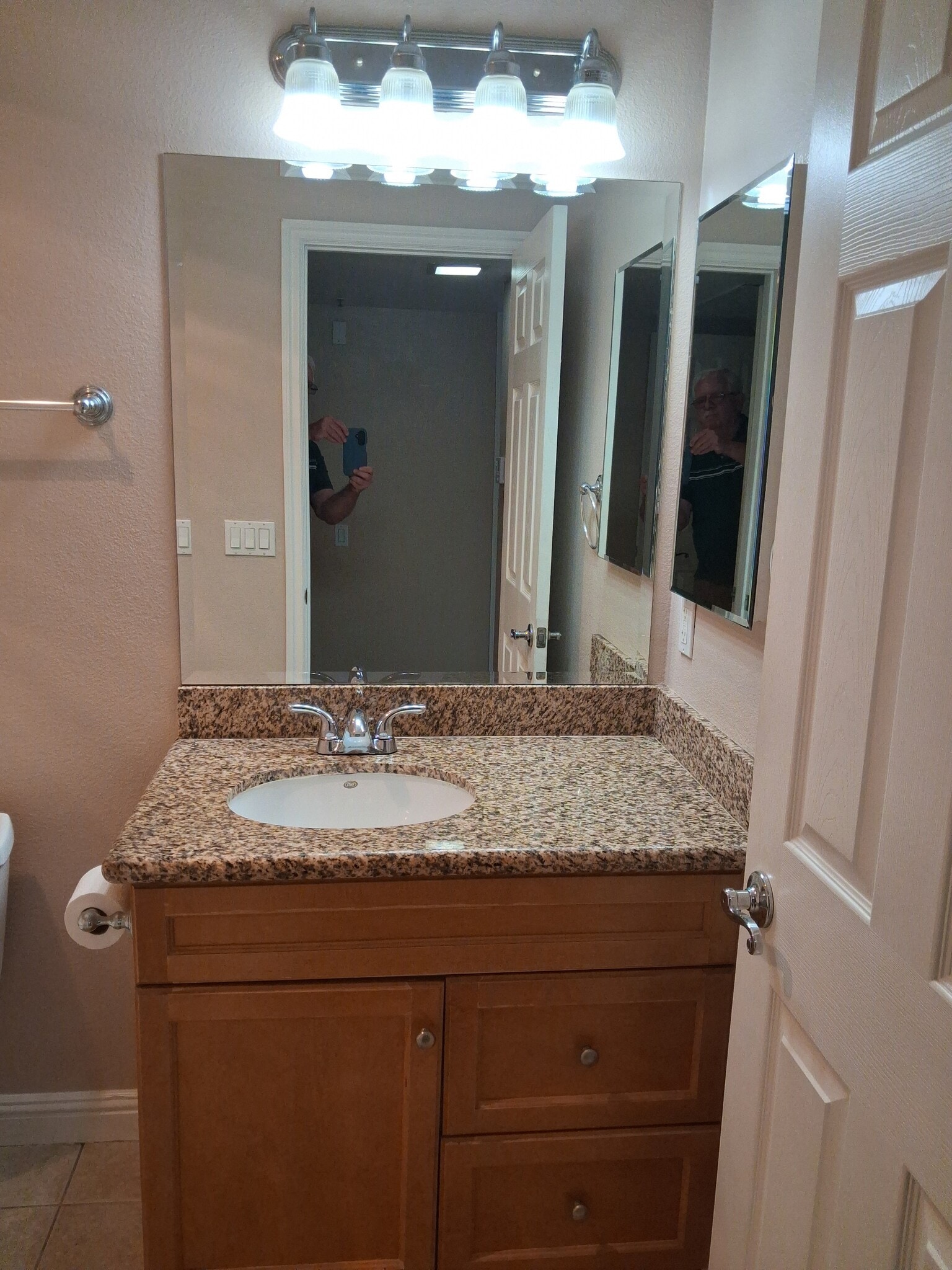 Building Photo - 5648 Amaya Dr