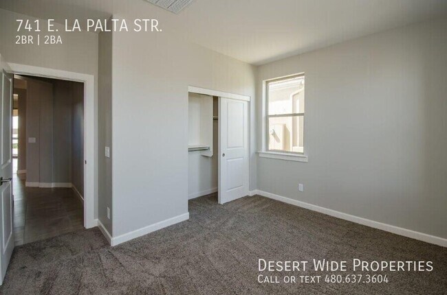 Building Photo - 741 E La Palta St