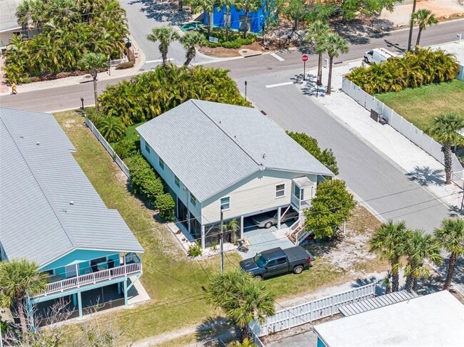 Building Photo - 115 15th Ave