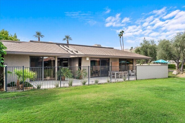 Building Photo - 59 Cornell Dr