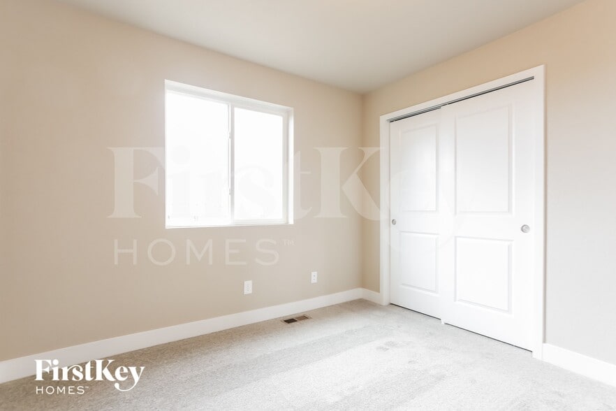 Building Photo - 10616 Horton Dr