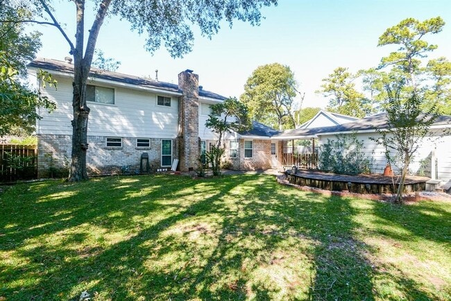 Building Photo - 5731 Old Lodge Dr