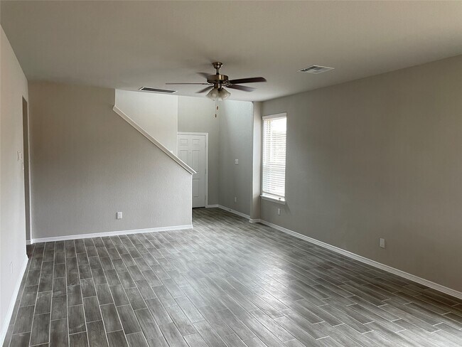 Building Photo - 838 Wembley Wood Wy