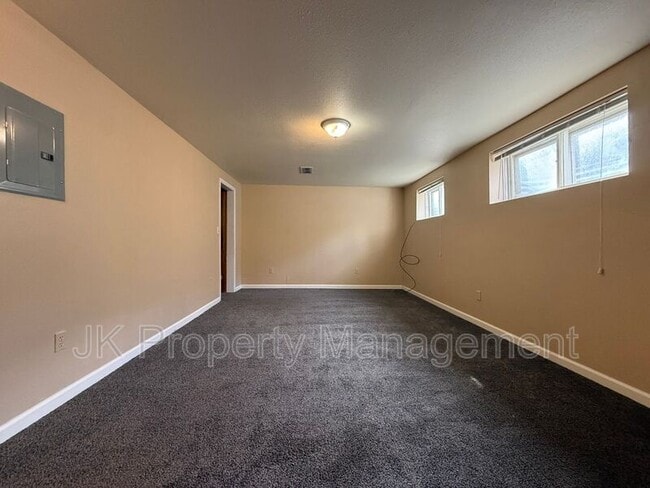 Building Photo - 3108 9th Ave N