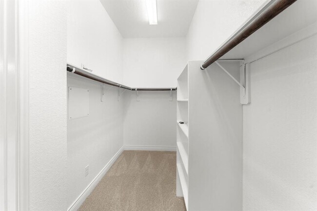 Building Photo - 621 Judge Fisk Dr