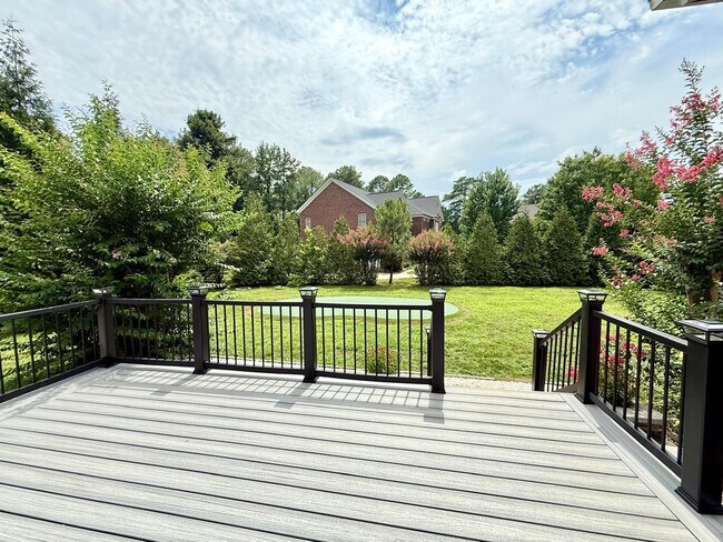 Building Photo - 1009 Providence Forest Dr
