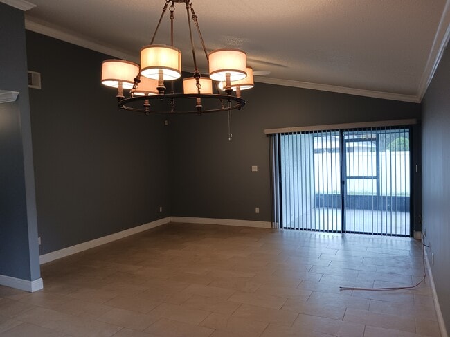 Building Photo - 10602 Whitestone Ct