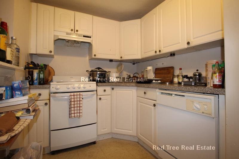 Building Photo - 26 Allston St