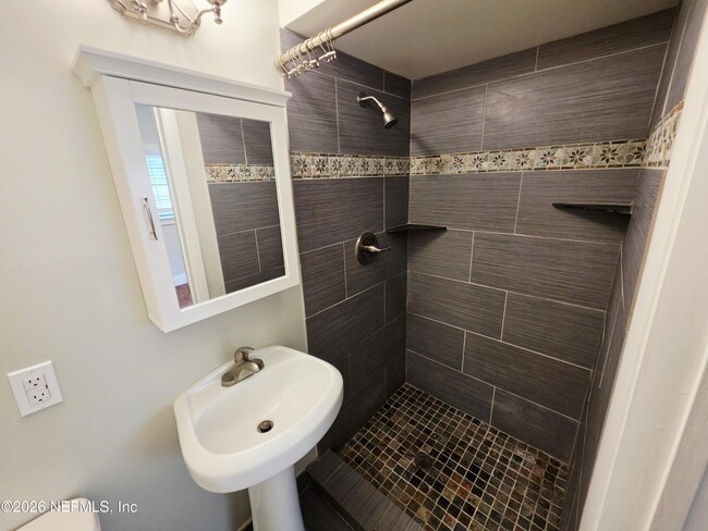 Building Photo - 2146 Antilles Ct