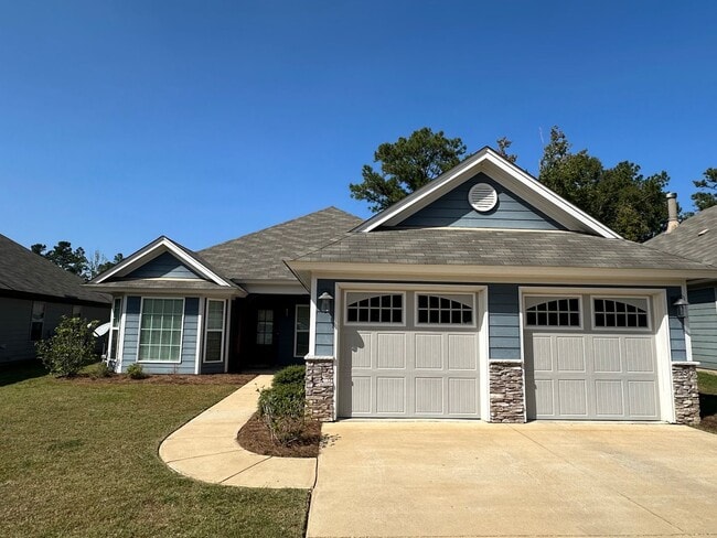 Building Photo - Beautiful Pike Road Home in Woodland Creek