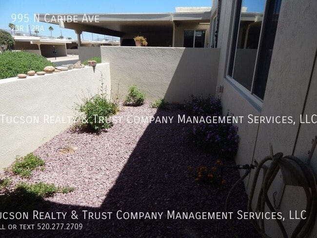 Building Photo - 995 N Caribe Ave