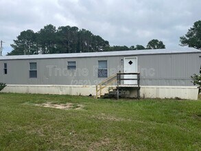 Building Photo - 39 Travis Ln