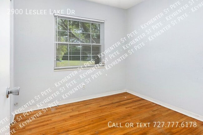 Building Photo - 2900 Leslee Lake Dr N