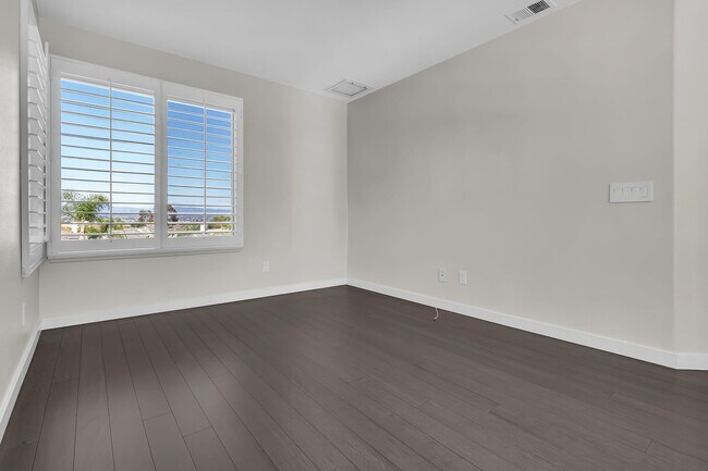 Building Photo - 1 Northern Pine Loop