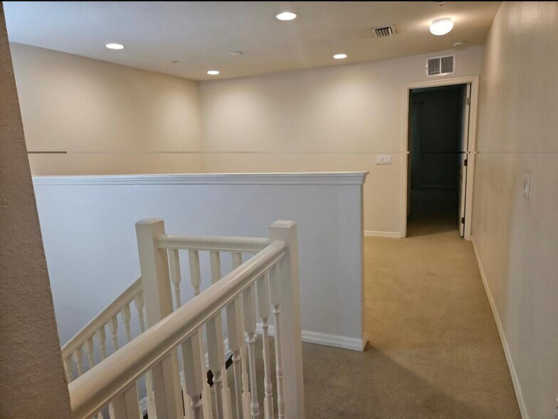 Building Photo - 13050 Tigers Eye Dr