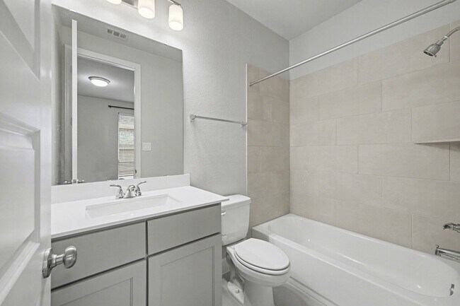 Building Photo - 2527 Alder Wood Ln