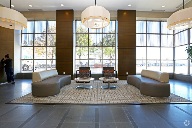 Lobby Photo - The North Independence