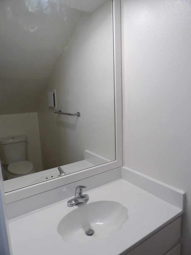 Building Photo - 4300 Travis St