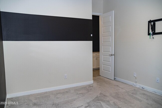 Building Photo - 4336 E Austin Dr