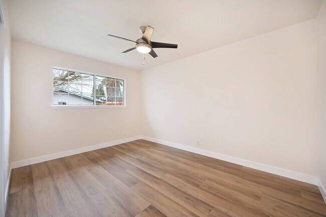Building Photo - 5691 Cutler Ct