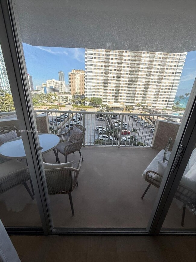 Building Photo - 1980 S Ocean Dr