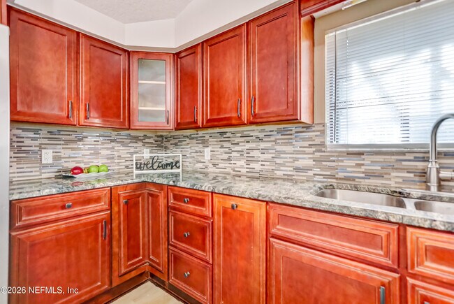 Building Photo - 11321 Deep Ln