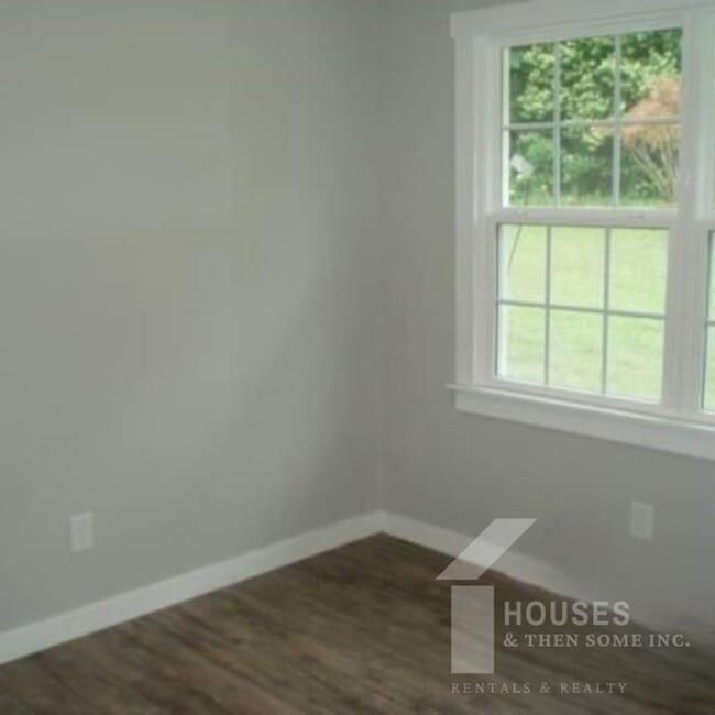 Building Photo - 257 Dogwood Club Rd