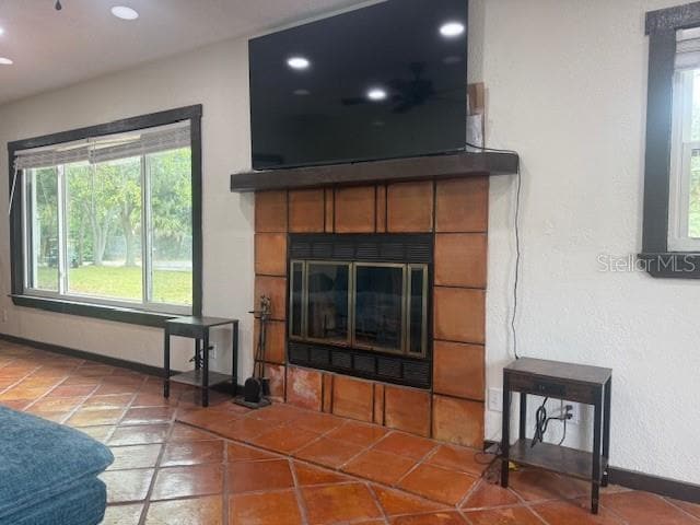 Building Photo - 14472 Valentine Dr