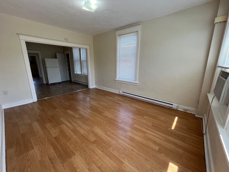 Building Photo - 500 N Negley Ave