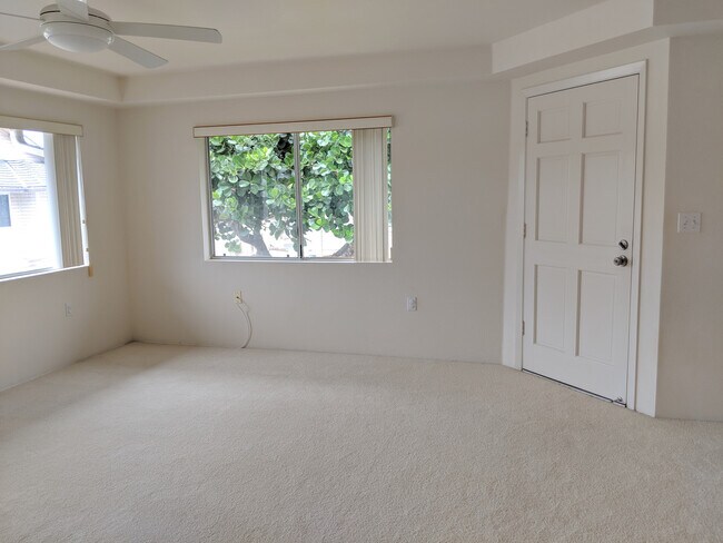 Building Photo - 296MAT