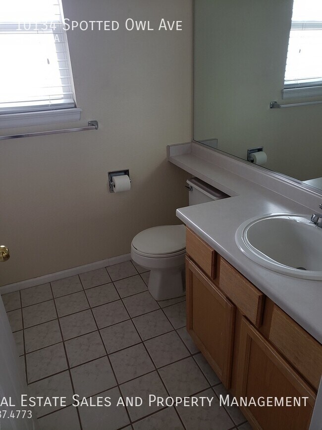 Building Photo - Highlands Ranch