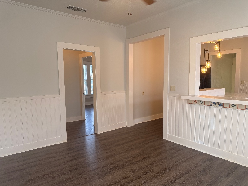 Building Photo - 306 W Wallace St