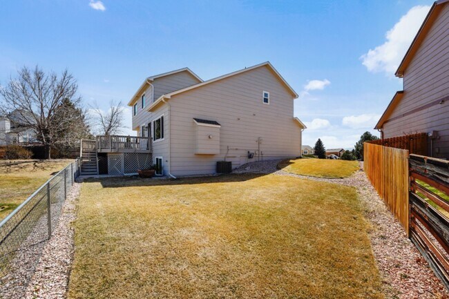 Building Photo - 9045 Aldersgate Ct