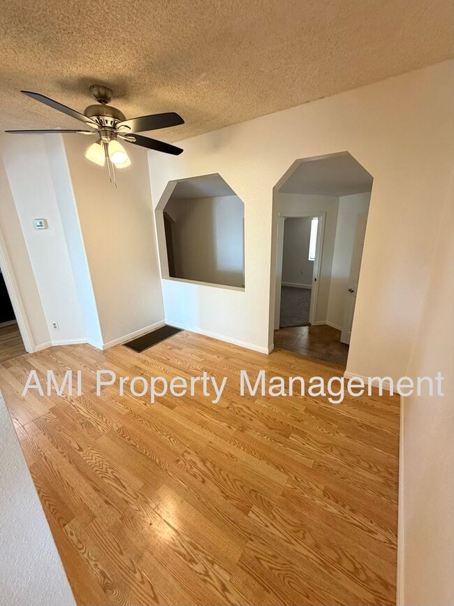 Building Photo - 2065 Eula Ln