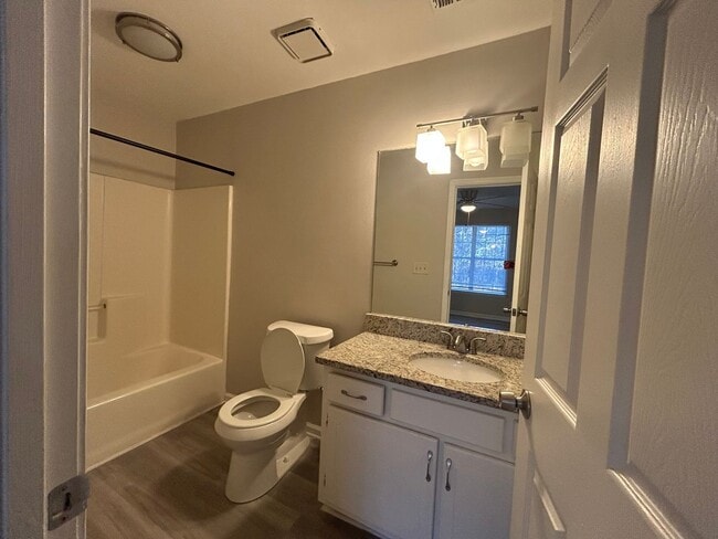 Building Photo - 681 Senoia Rd