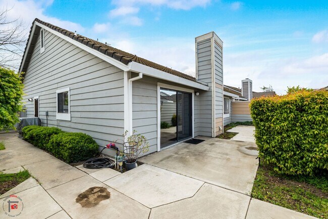 Building Photo - 3513 Veneman Ave