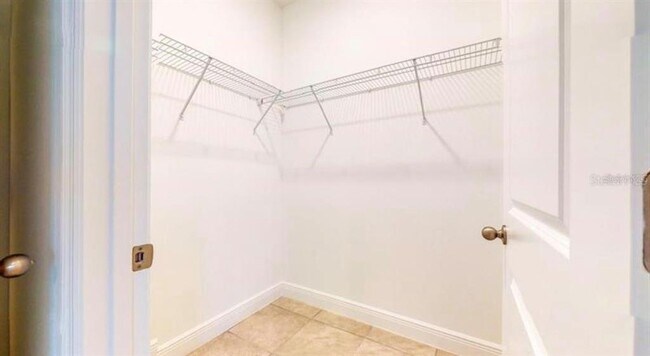 Building Photo - 2601 SW 175 Loop