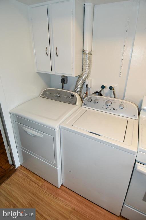 Building Photo - 3132 Martha Custis Dr
