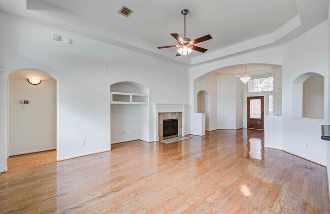Building Photo - 4106 Angel Springs Dr