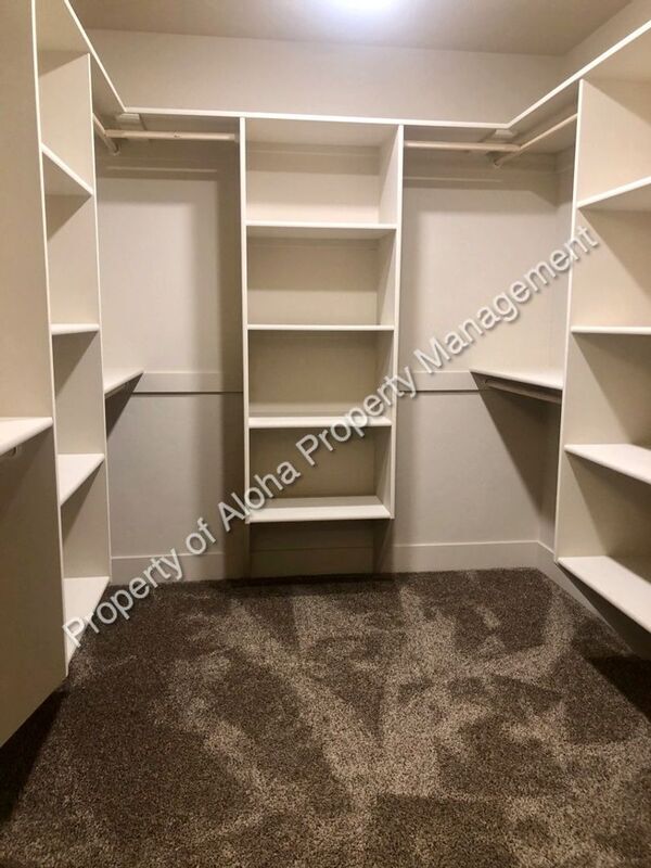 Building Photo - 1026 S Elder St