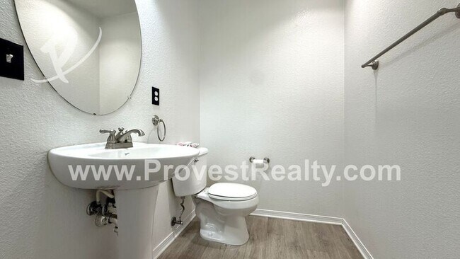 Building Photo - 9172 Ocotillo Ave